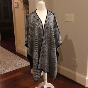 Reversible black and white cape/shawl